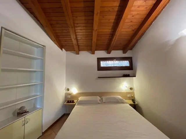 Commercio Mas-ci'